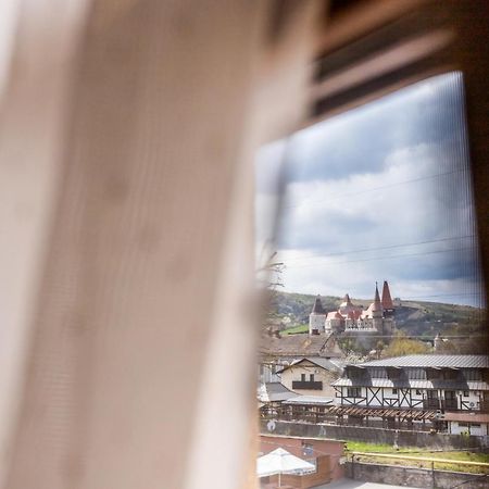 Marconi Guesthouse Hunedoara Zewnętrze zdjęcie