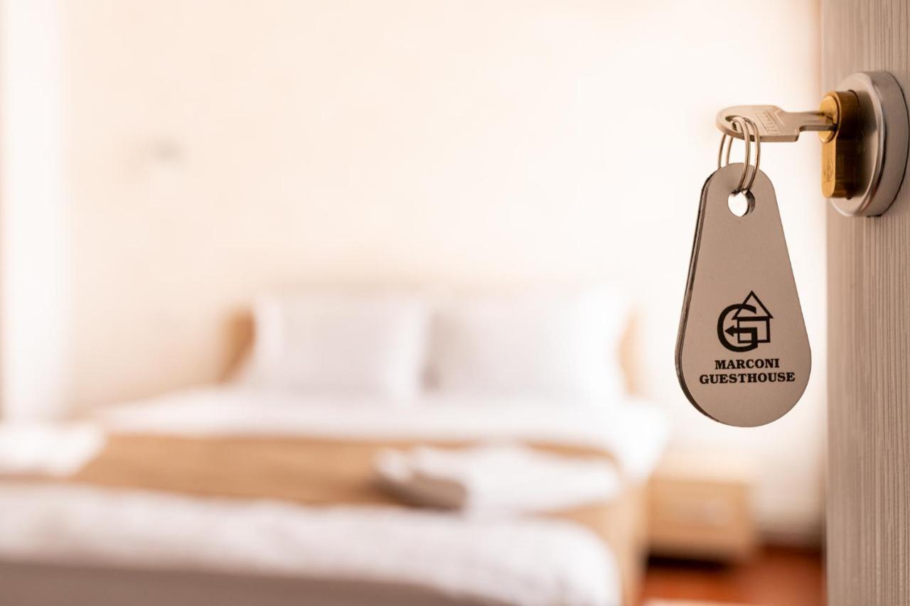 Marconi Guesthouse Hunedoara Zewnętrze zdjęcie