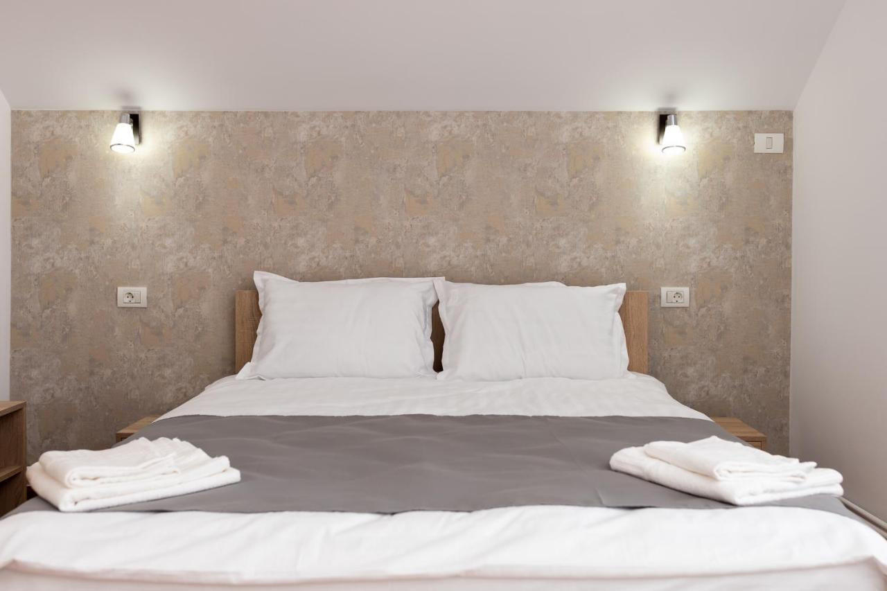 Marconi Guesthouse Hunedoara Zewnętrze zdjęcie