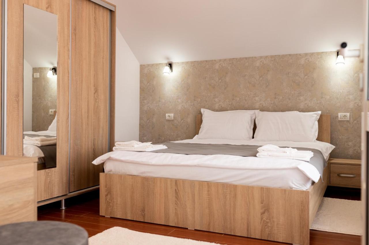 Marconi Guesthouse Hunedoara Zewnętrze zdjęcie