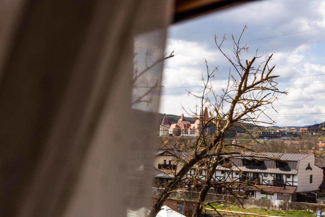 Marconi Guesthouse Hunedoara Zewnętrze zdjęcie