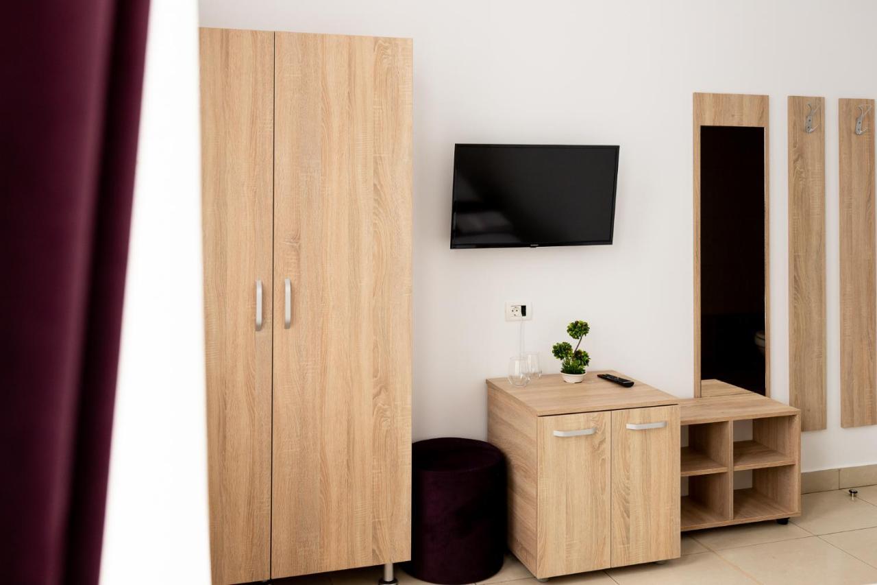Marconi Guesthouse Hunedoara Zewnętrze zdjęcie